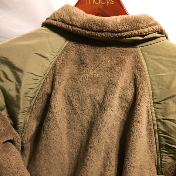 ECWCS Generation III Level 3 Fleece Cold Weather Jacket, Coyote Tan Large - Picture 2 of 6